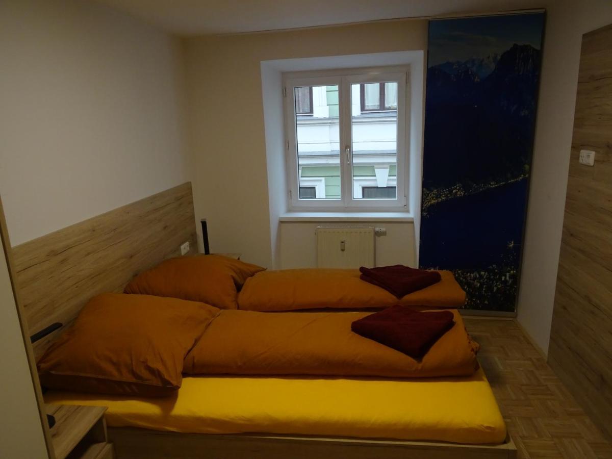 Modern Apartment, Full Kitchen, For 6 Gmunden Bagian luar foto