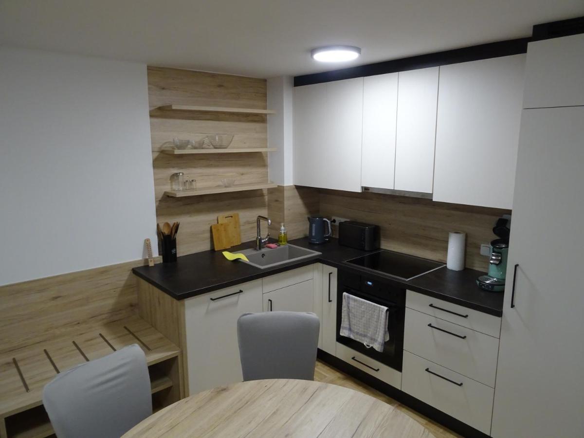 Modern Apartment, Full Kitchen, For 6 Gmunden Bagian luar foto